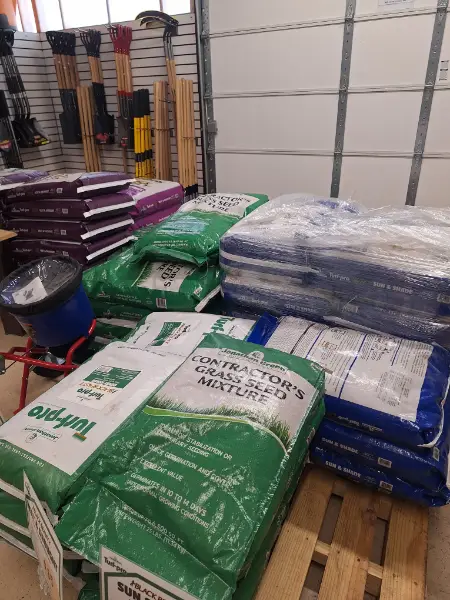 Contractor Grass Seed Mixture