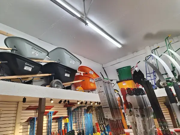 Brentwood Wheelbarrows & Pole Saws