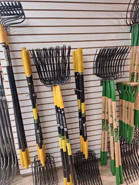 Heavy Duty Pry Bars & Shovels
